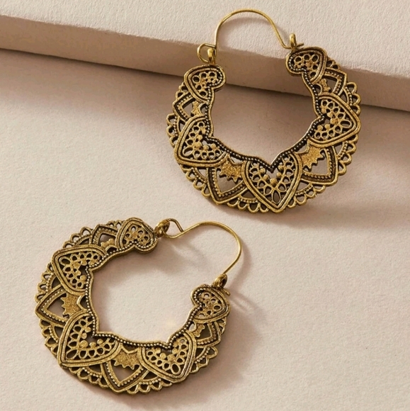 💖2/$30 Boho Hoop brass tribal gypsy cut out large Filigree drop earrings - Picture 7 of 16